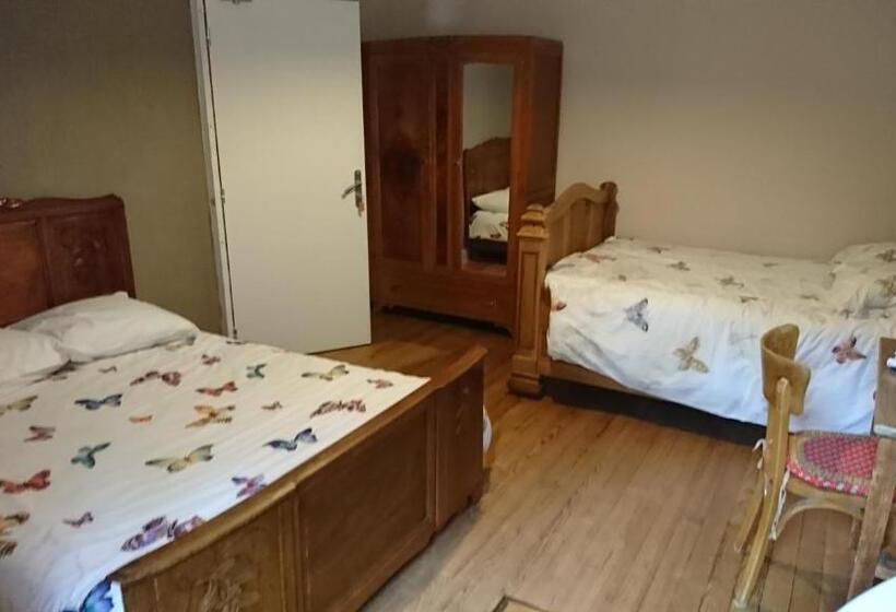 이코노미 트리플 룸, Chez Baratier