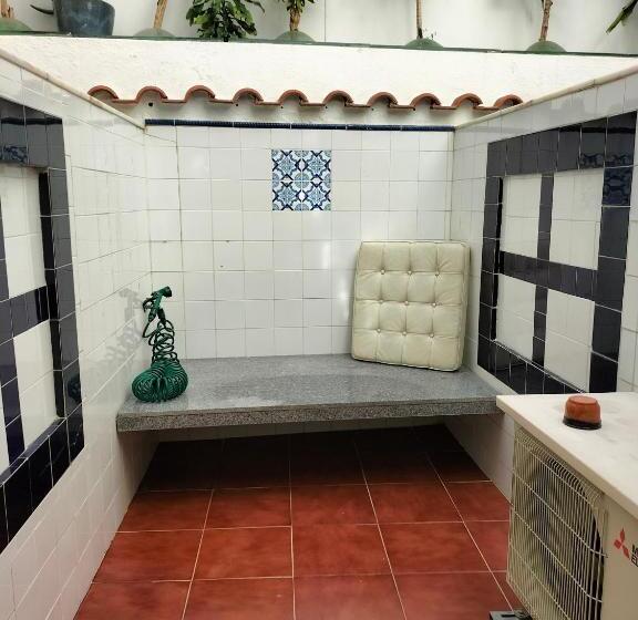 اتاق استاندارد یک تخته با بالکن, Anjo Azul