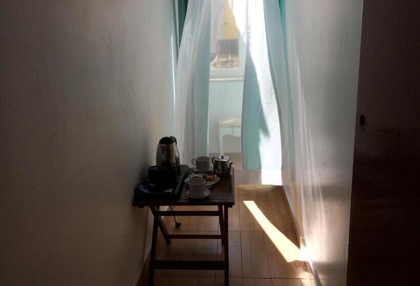 اتاق استاندارد, Anjo Azul