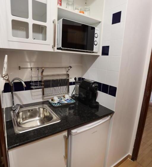 اتاق سوپریور, Anjo Azul