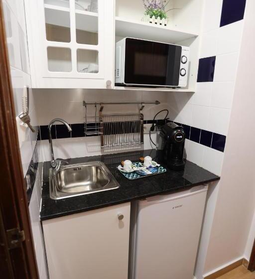 اتاق سوپریور, Anjo Azul