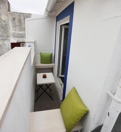 اتاق استاندارد با بالکن, Anjo Azul