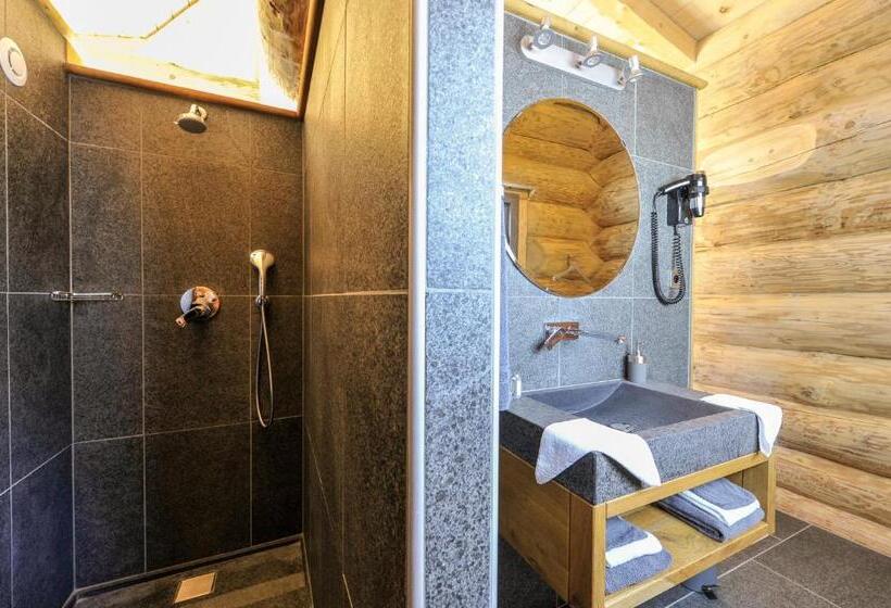 غرفة عائلية مطلّة علي الحديقة, Les Chalets De Maramour