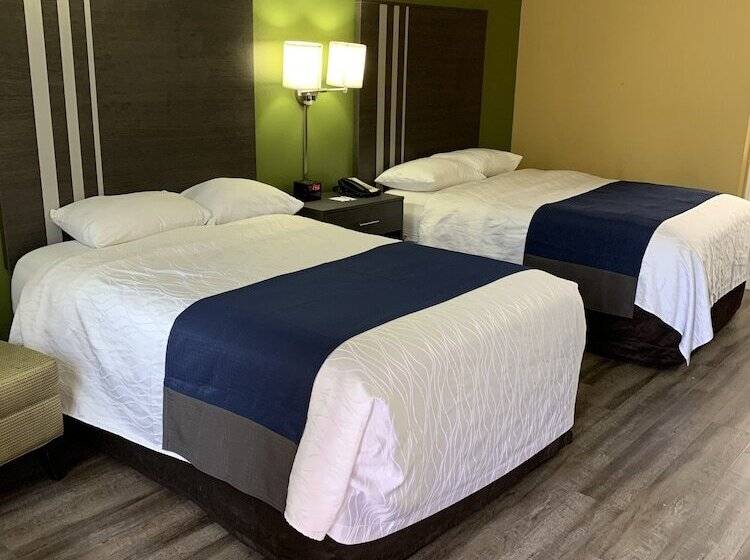 غرفه قياسيه سريرين مزدوجين, Baymont By Wyndham Selma