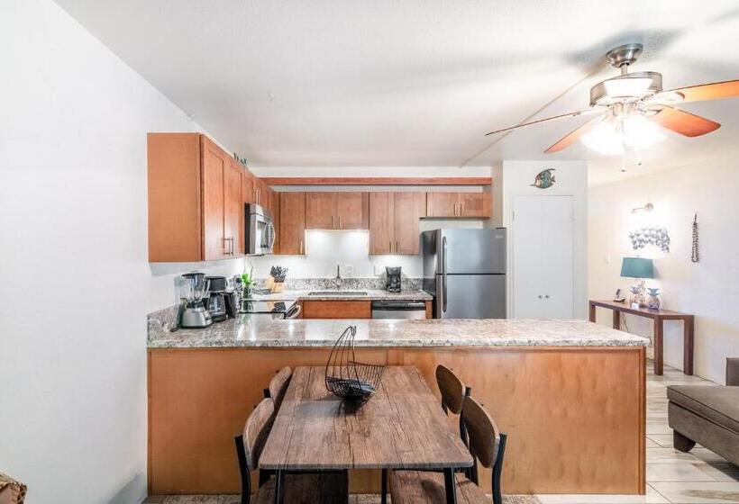 Апартаменты 1 Спальня, Deluxe Kihei Kai Nani Maui Beach Condos