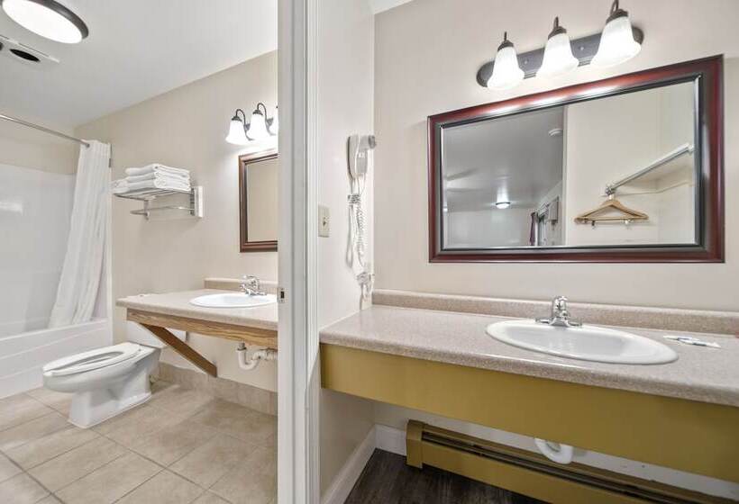 スイート(家族用), Kingsway Inn