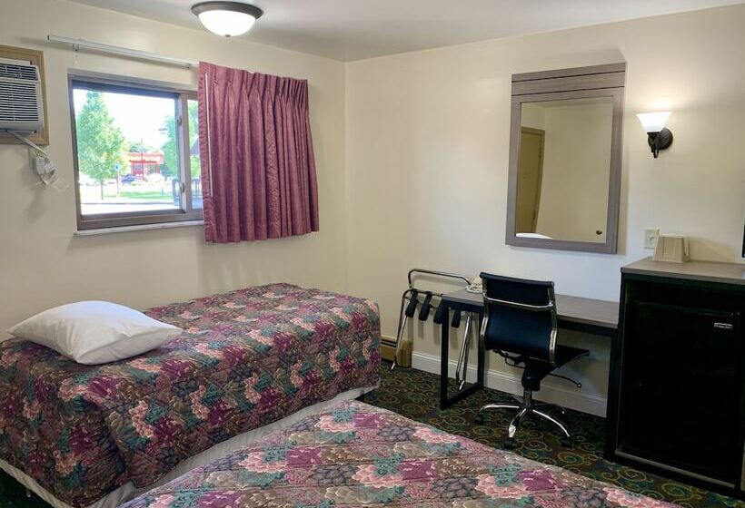 Номер Стандарт, Kingsway Inn