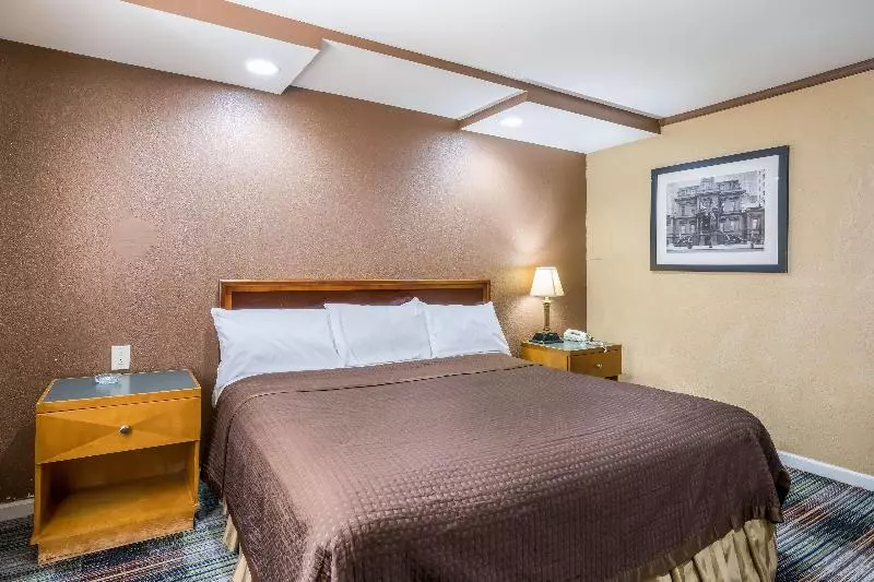 Standard-huone King-vuode, Knights Inn Trevose