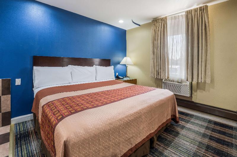 デラックスルーム, Knights Inn Trevose