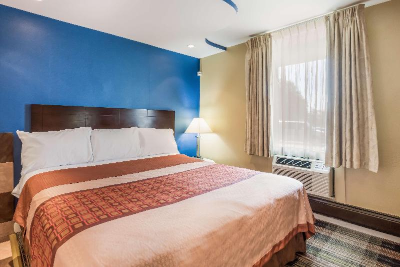 デラックスルーム, Knights Inn Trevose