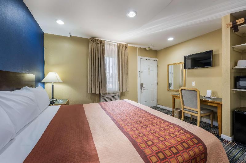 デラックスルーム, Knights Inn Trevose