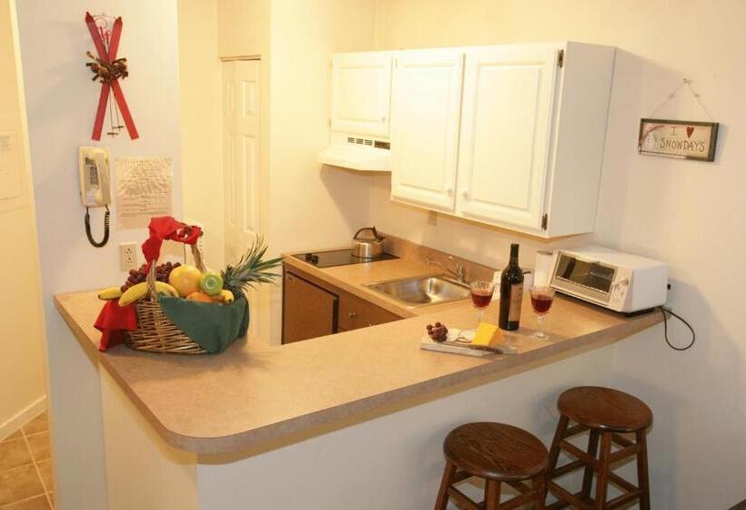 جناح سرير كينج, Jiminy Peak Mountain Resort