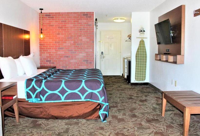 适合残疾人士使用的带超级大床的标准间, Surestay Hotel By Best Western Tuscaloosa Southeast