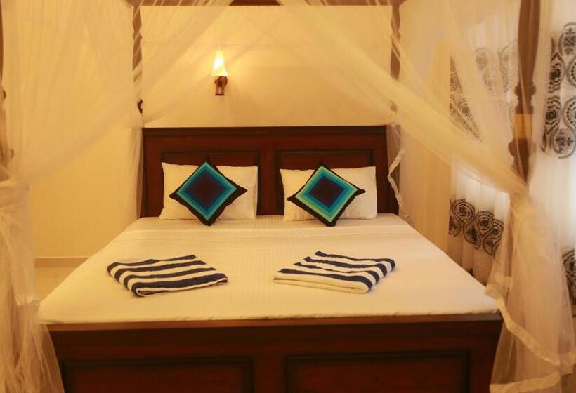 디럭스 트리플 룸, Mama S Palace Hiriketiya