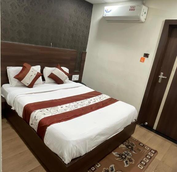 Номер Economy, Hari Palace