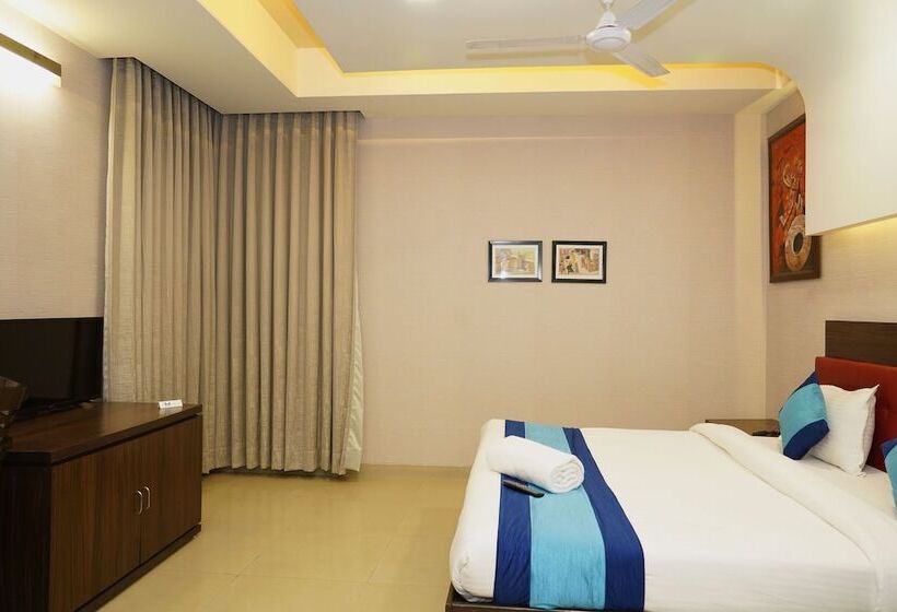 Номер Superior, Mint Metropolitan Grand