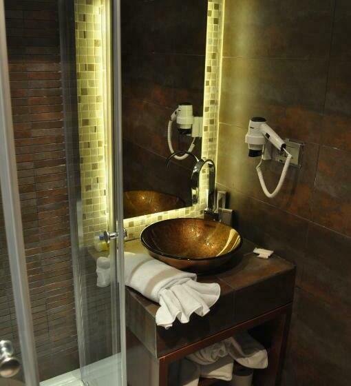 标准间, Bab I Zer