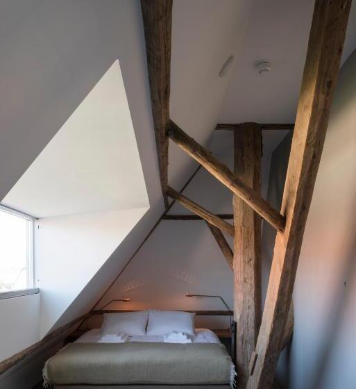 Номер Deluxe, Omke Jan