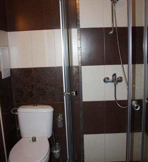 استودیوی استاندارد, Yassen Holiday Village