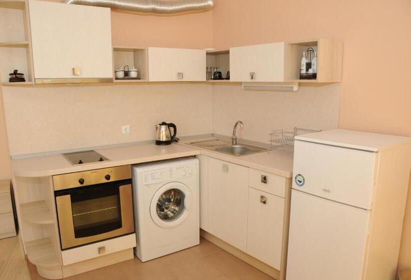 1 Bedroom Penthouse Apartment, Yassen Holiday Village