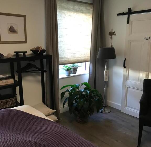 디럭스 룸, B&b Holset70