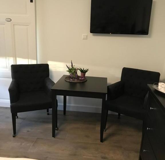 디럭스 룸, B&b Holset70