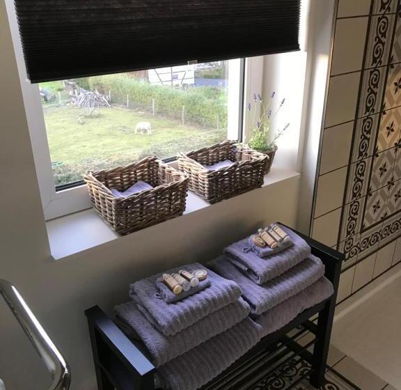 디럭스 룸, B&b Holset70