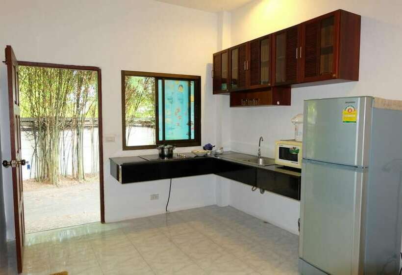 Standard-huone 2 Parivuodetta, Rawai Suites Phuket