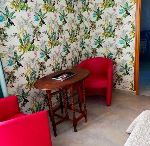 适合残疾人使用的标准间, Petit Châtelet Bis