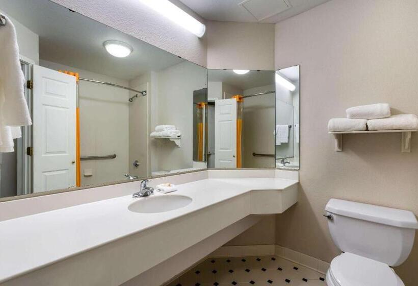 이그제큐티브 룸 킹사이즈 침대, La Quinta By Wyndham Phoenix West Peoria