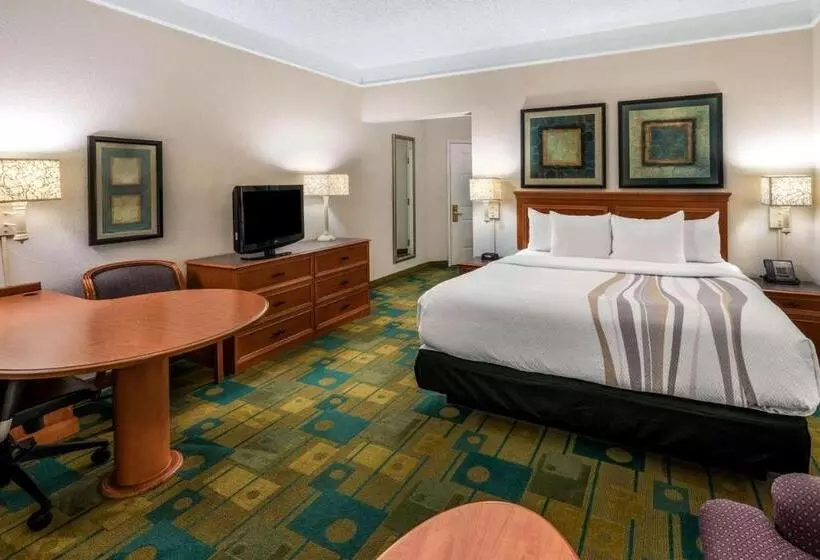 キングサイズベッドのエクゼクティブルーム, La Quinta By Wyndham Phoenix West Peoria