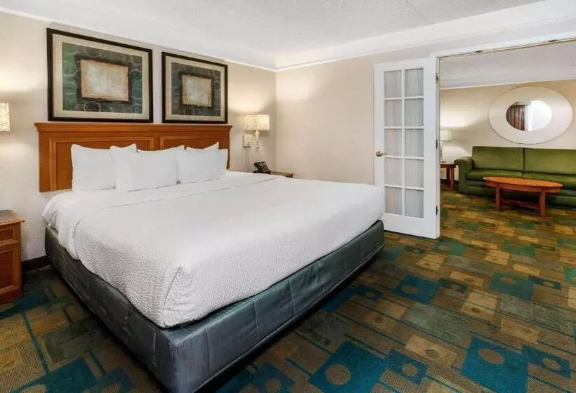 キングサイズベッドのスイートルーム, La Quinta By Wyndham Phoenix West Peoria