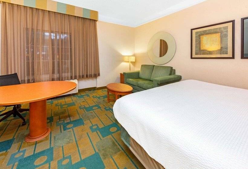 デラックスルーム, La Quinta By Wyndham Usf