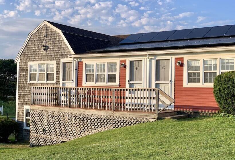 Номер Стандарт, Lighthouse Inn Cape Cod