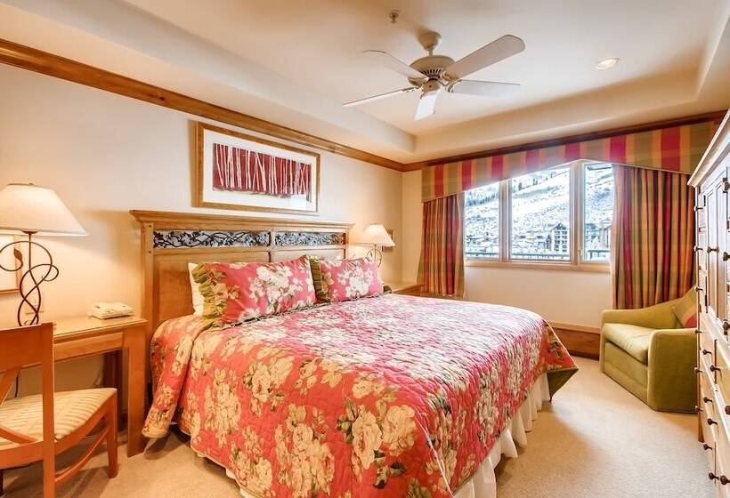 דירת שני חדרים, Lodge Tower