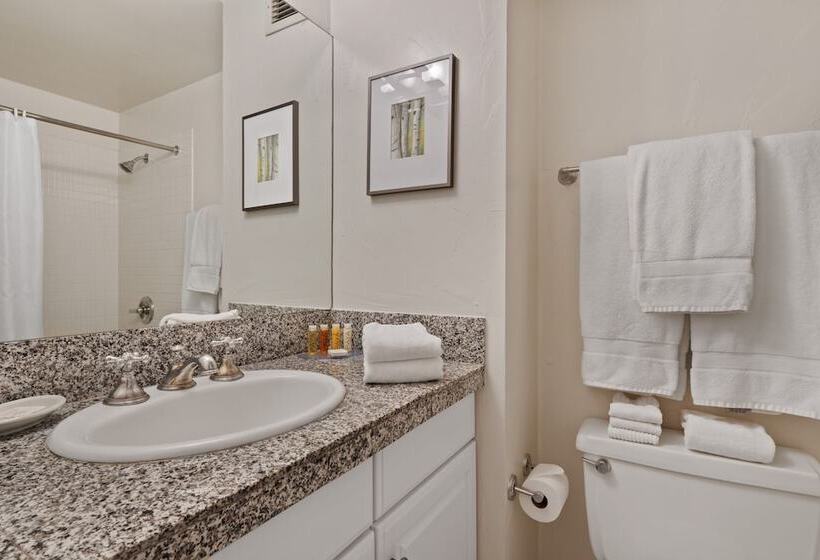 חדר סטנדרט, Lodge Tower