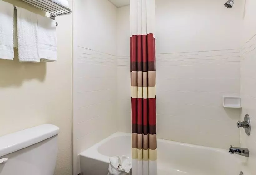 ２ダブルベッドのスタンダードルーム, Red Roof Inn Caryville