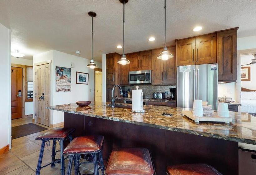 ３ベッドルームアパートメント, The Lodge At Steamboat