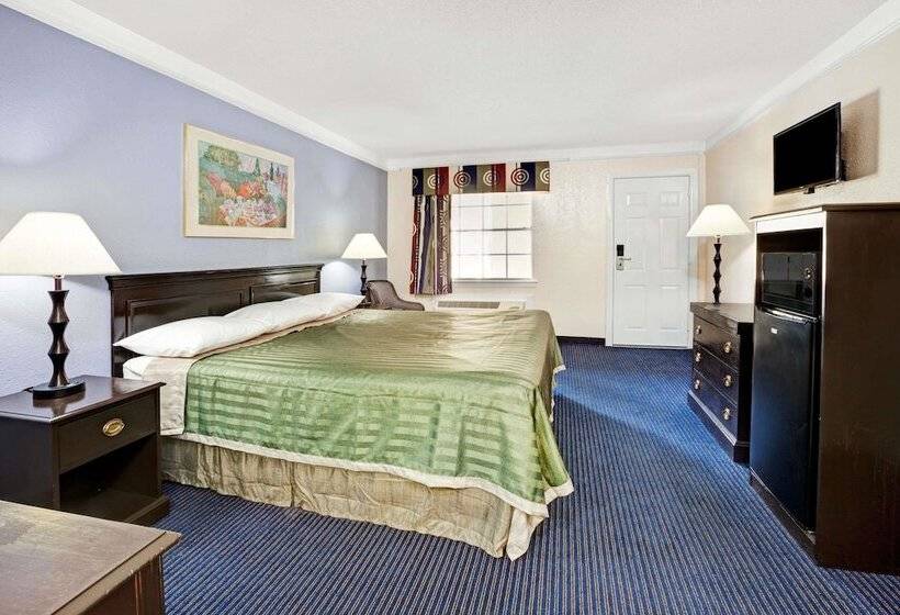 Номер Стандарт 2 Двуспальные Кровати, Travelodge By Wyndham North Richland Hills/dallas/ft Worth