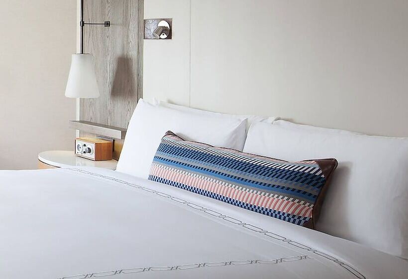 ダブルベッドスタンダードルーム, Laguna Cliffs Marriott Resort & Spa