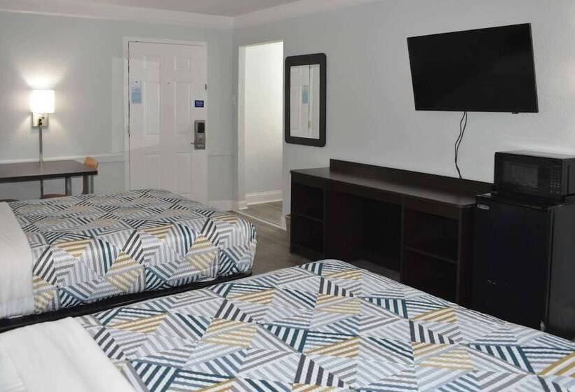 Номер Стандарт 2 Двуспальные Кровати, Motel 6 Hazelwood, Mo