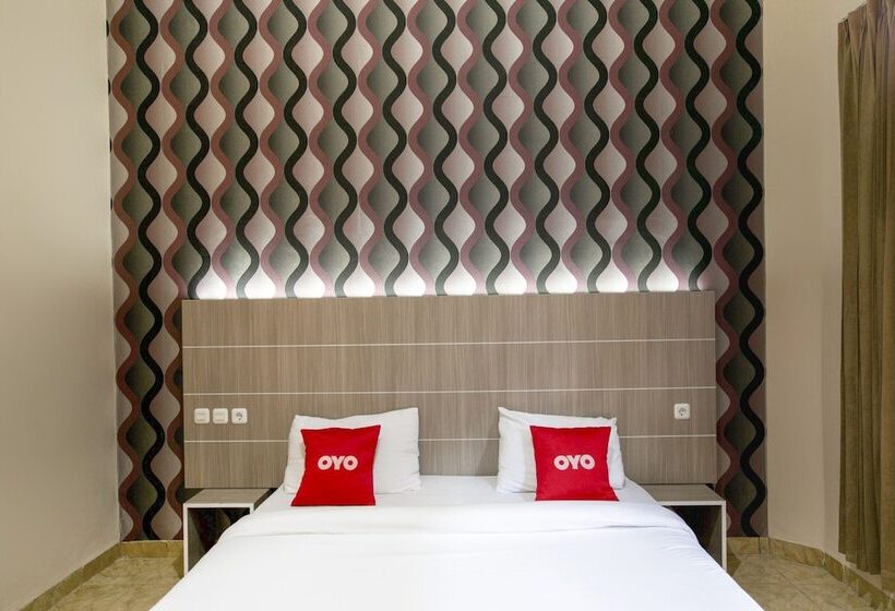 スタンダードルーム, Oyo 2320 Charvita