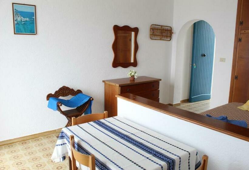 استودیوی استاندارد با چشمانداز دریا, Residenza Gherly