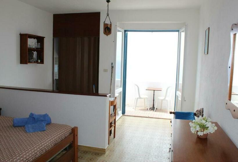 استودیوی استاندارد با چشمانداز دریا, Residenza Gherly