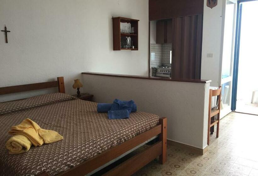 استودیوی استاندارد با چشمانداز دریا, Residenza Gherly