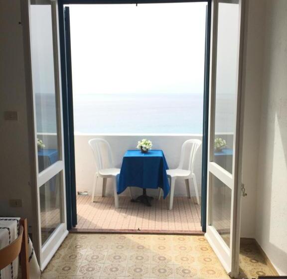 استودیوی استاندارد با چشمانداز دریا, Residenza Gherly