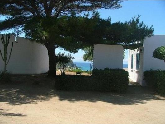 بانگلوی استاندارد با چشمانداز دریا, Residenza Gherly