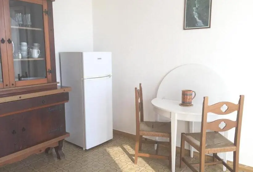 海の見える１ベッドルームアパートメント, Residenza Gherly