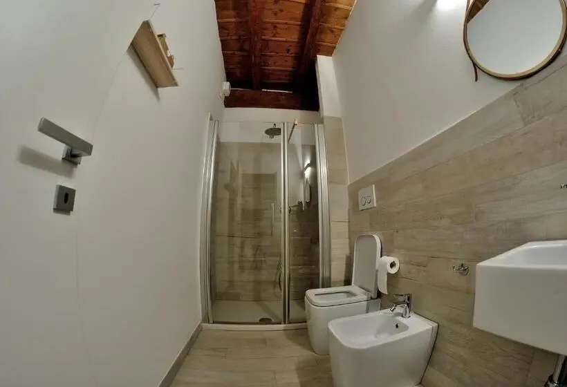 Quarto Quádruplo Deluxe, B&b Del Corso
