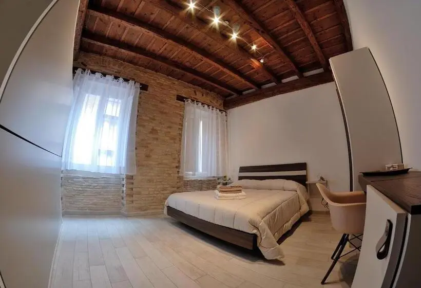 Quarto Quádruplo Deluxe, B&b Del Corso